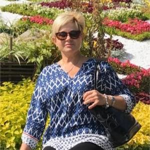 Meet your Posher, Oxana